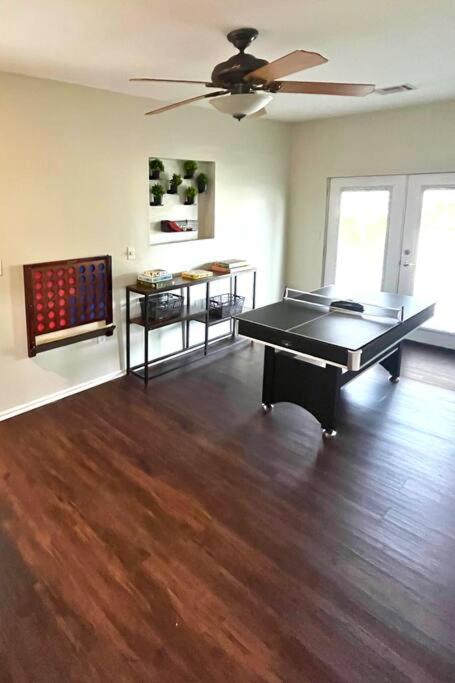 Spacious Lawton Escape With Game Room Near Fort Sill Sleeps 6 Exterior photo