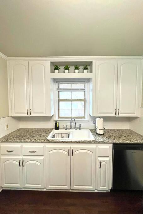 Spacious Lawton Escape With Game Room Near Fort Sill Sleeps 6 Exterior photo