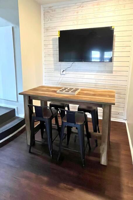Spacious Lawton Escape With Game Room Near Fort Sill Sleeps 6 Exterior photo